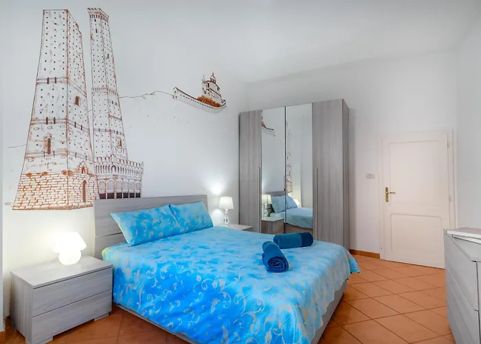 아파트 Pinacoteca - Art Behind The 2 Towers *