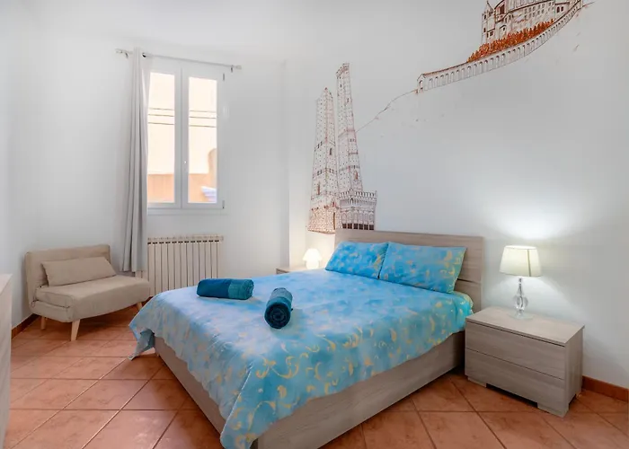 Pinacoteca - Art Behind The 2 Towers 아파트