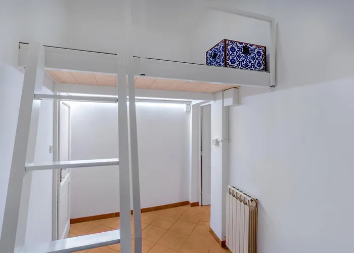 Pinacoteca - Art Behind The 2 Towers Apartman Bologna